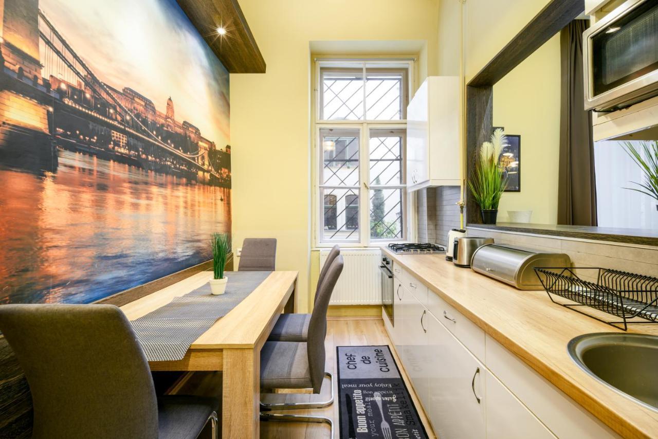 Appartement Downtown Deluxe-two Bedroom With Sauna Budapest